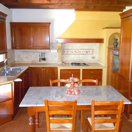 La Ghiandaia Bed and Breakfast